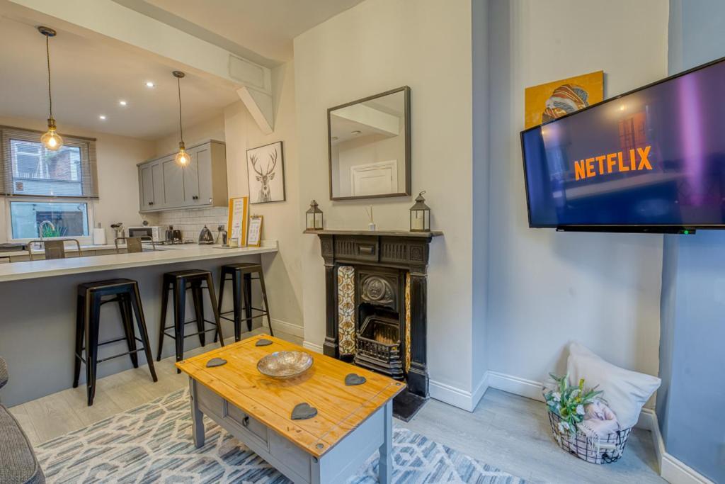 Charming City Home, Beside The Serene Ormeau Park Belfast Exterior foto